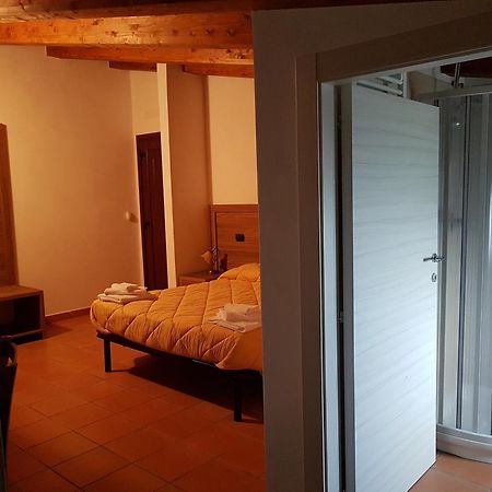 Agriturismo L'Ulivo Padula Exteriör bild