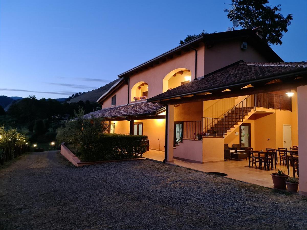 Agriturismo L'Ulivo Padula Exteriör bild