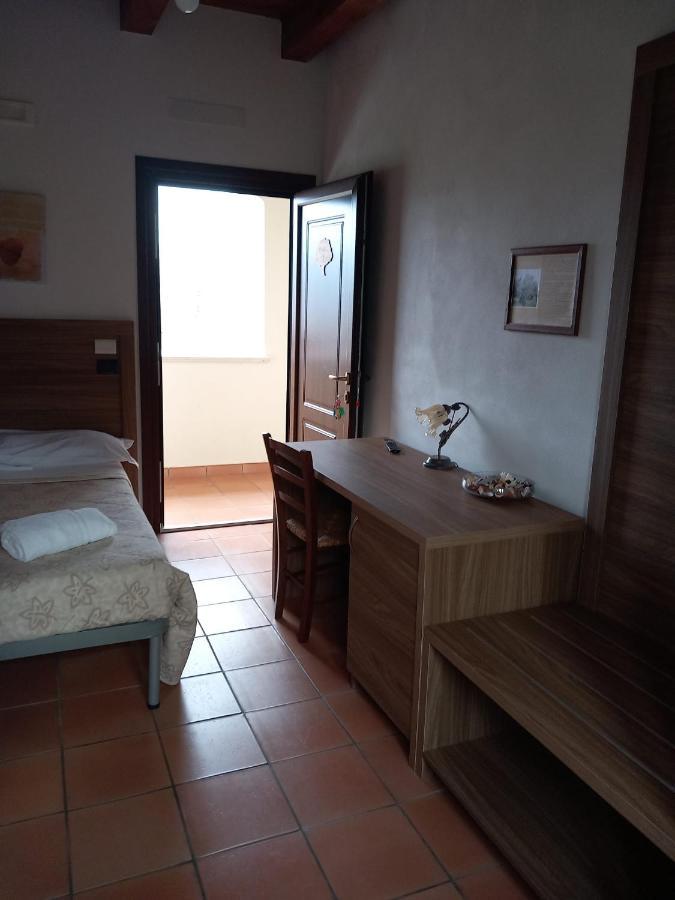 Agriturismo L'Ulivo Padula Exteriör bild