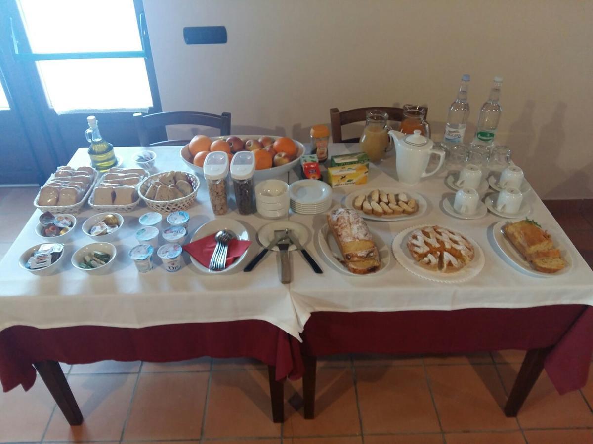 Agriturismo L'Ulivo Padula Exteriör bild