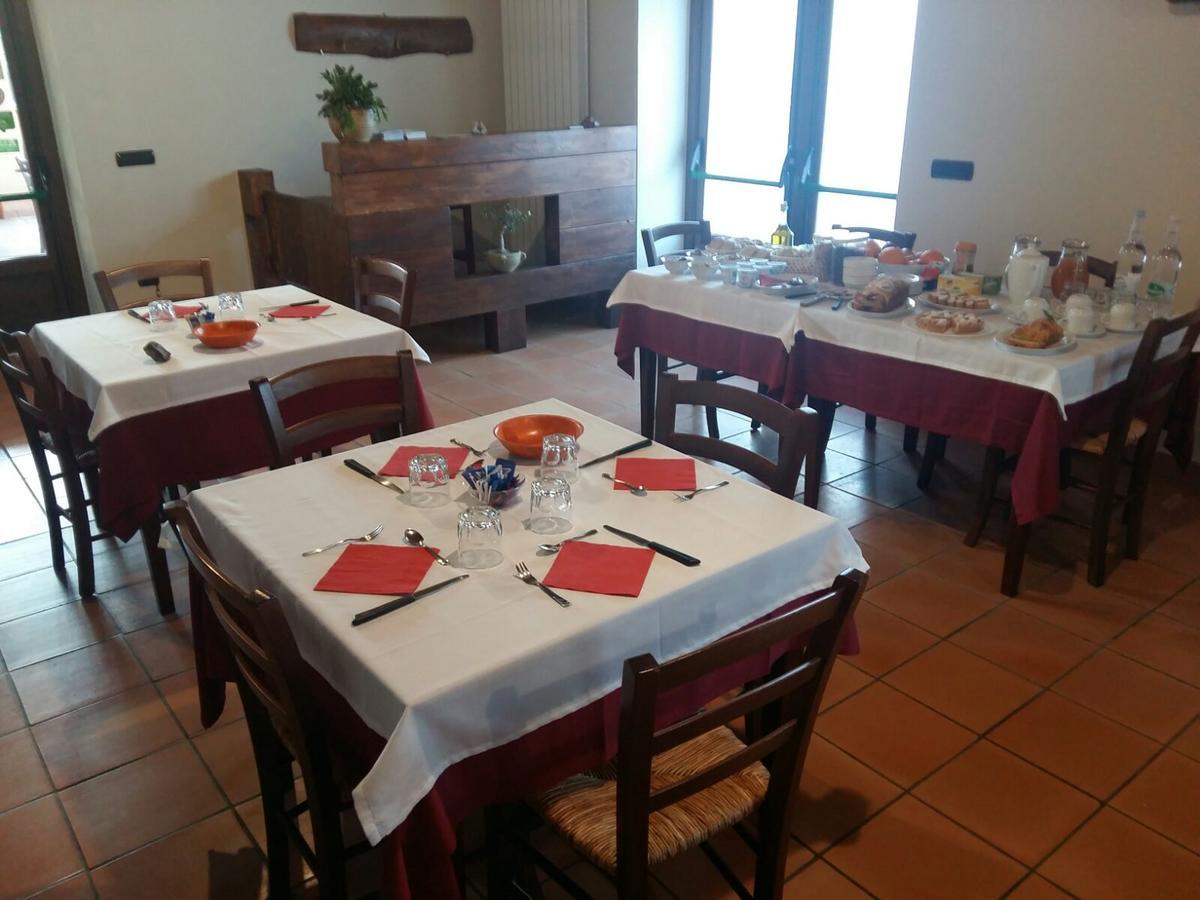 Agriturismo L'Ulivo Padula Exteriör bild